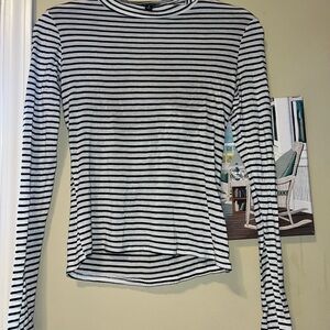 Lulu's Black and White Striped Long Sleeve Tee